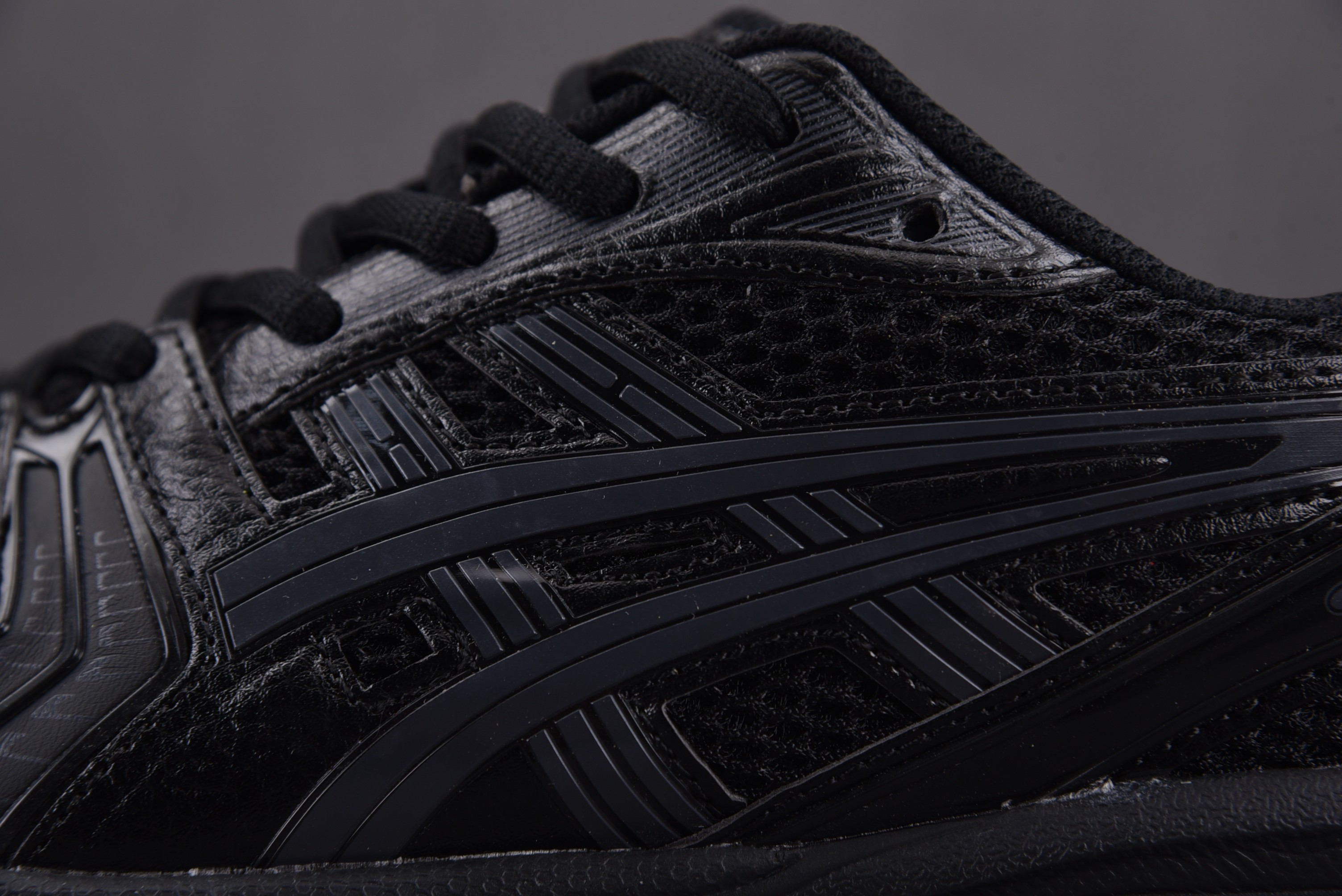 ASICS Gel-Kayano 14 Black Graphite Grey
