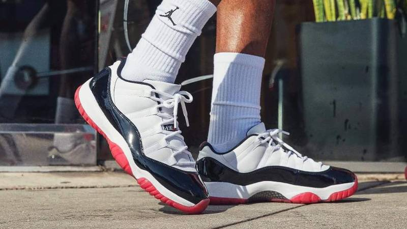 Jordan 11 Retro Low Concord Bred