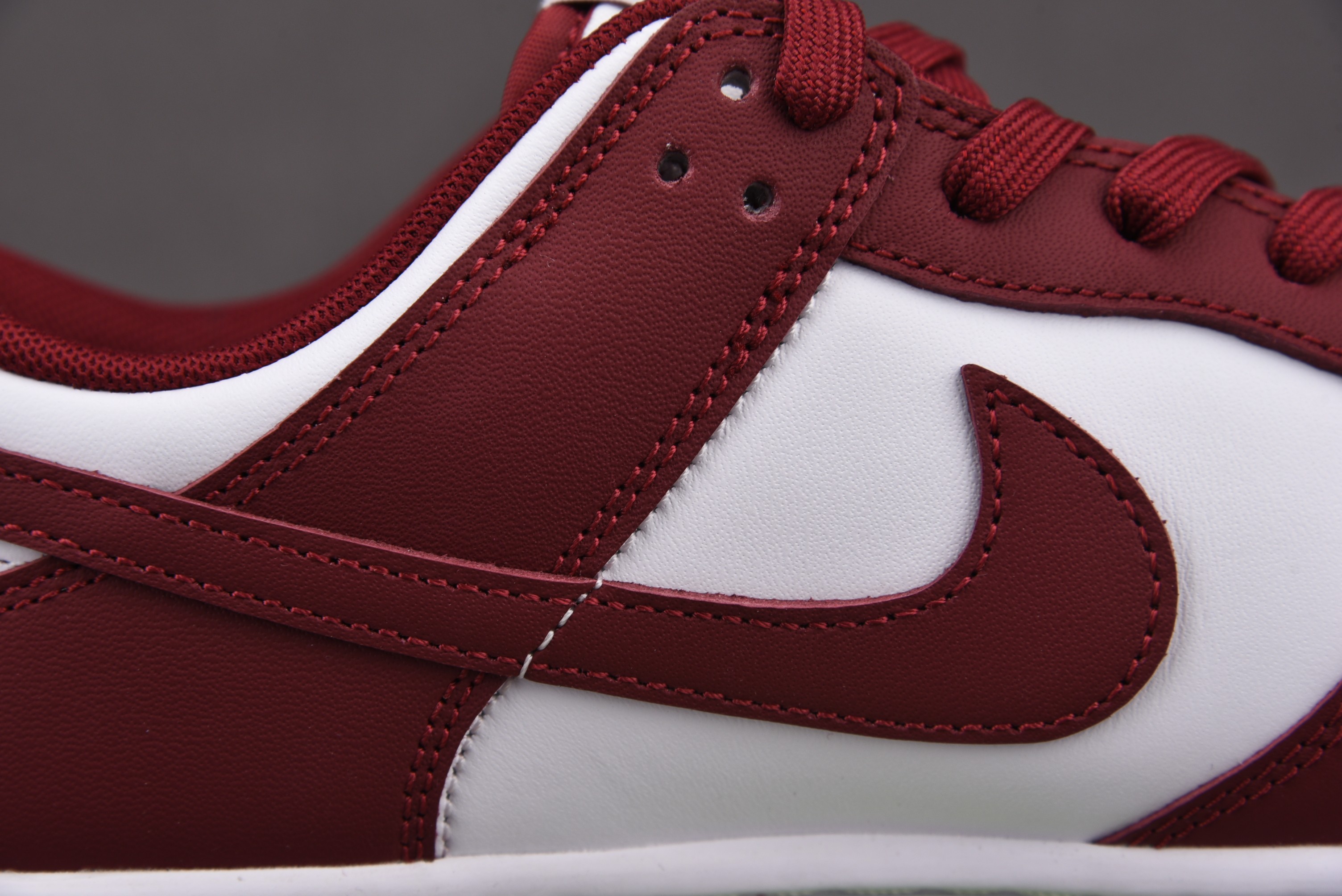 Nike Dunk Low Team Red (2022)