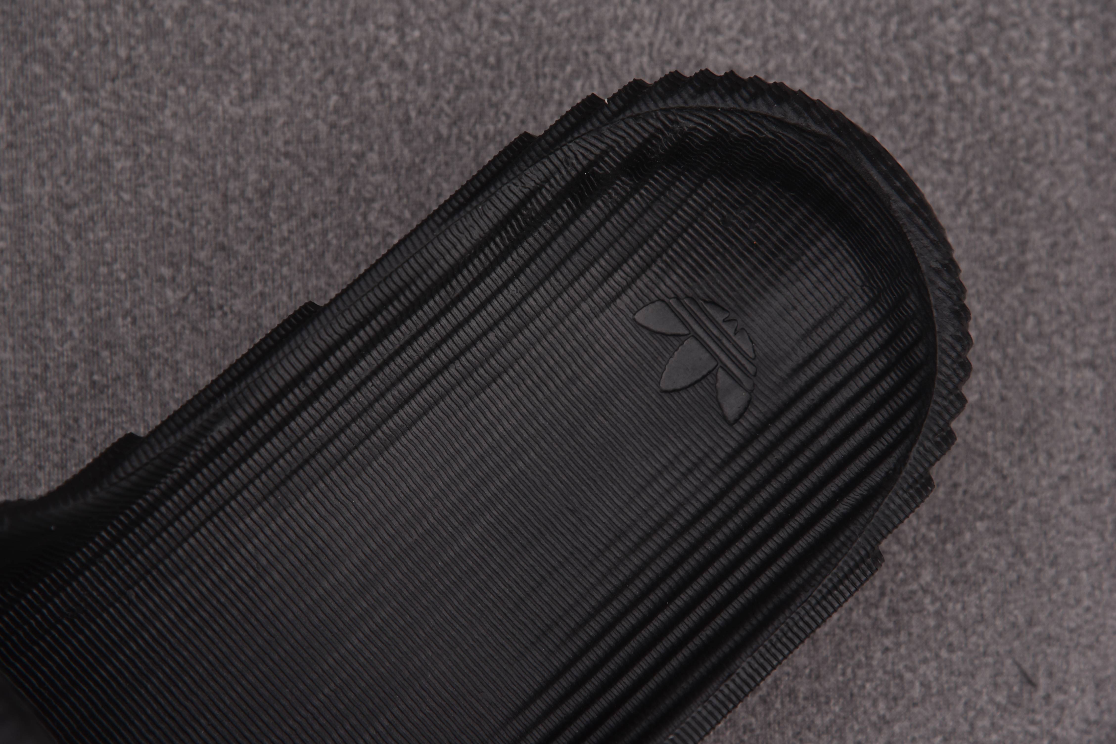 adidas Adilette 22 Slides Black