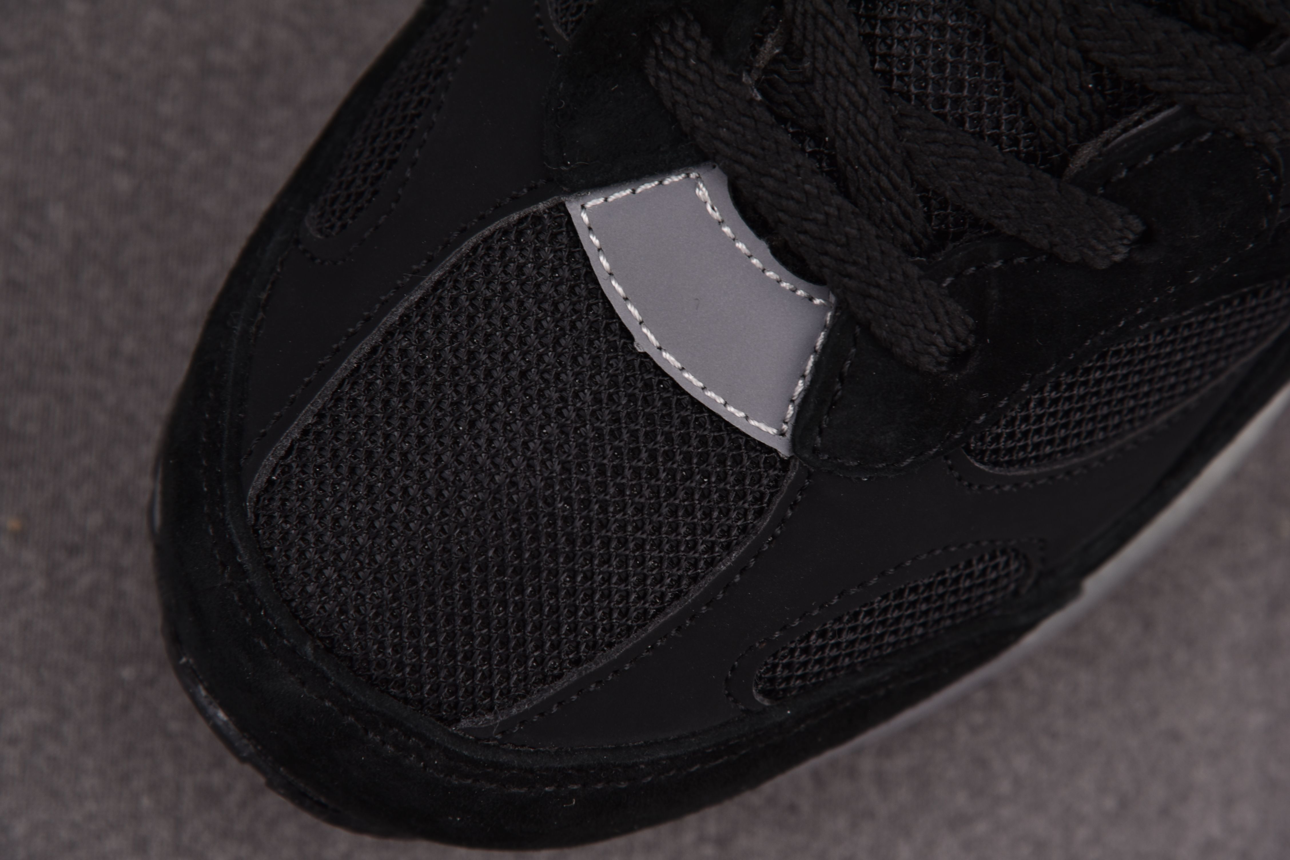 New Balance 992 Black Grey