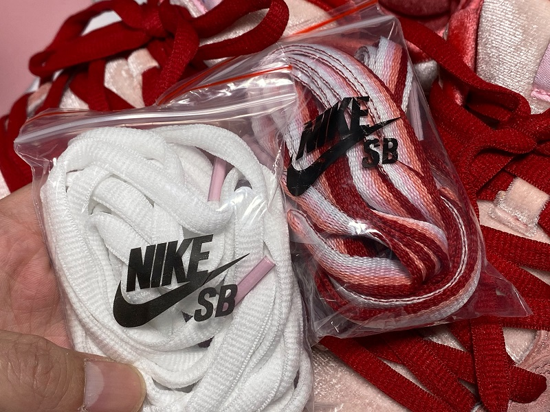 【Clearance】 SB Dunk Low x StrangeLove (Special Box)