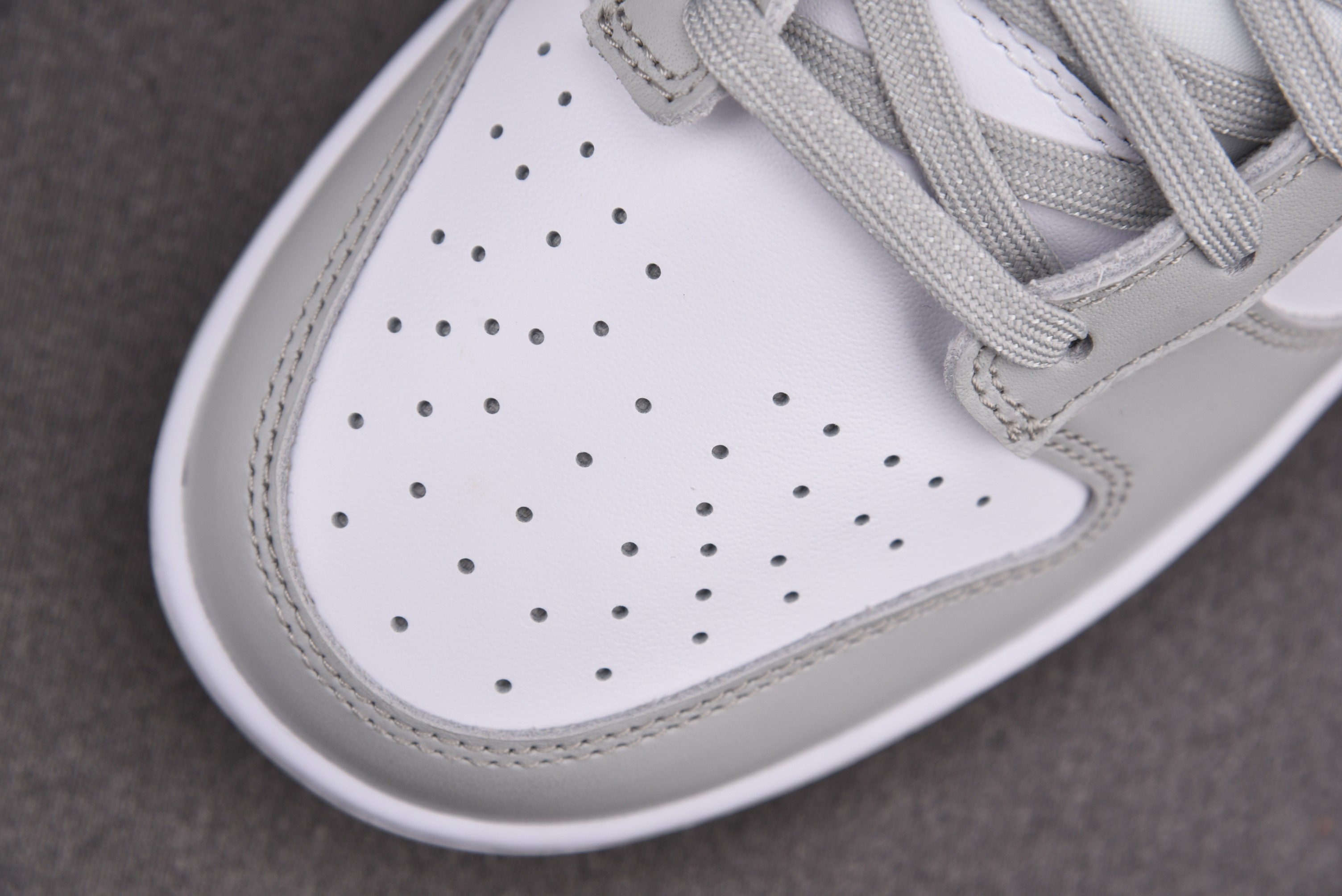 【Clearance】 Nike Dunk Low Grey Fog（US10）