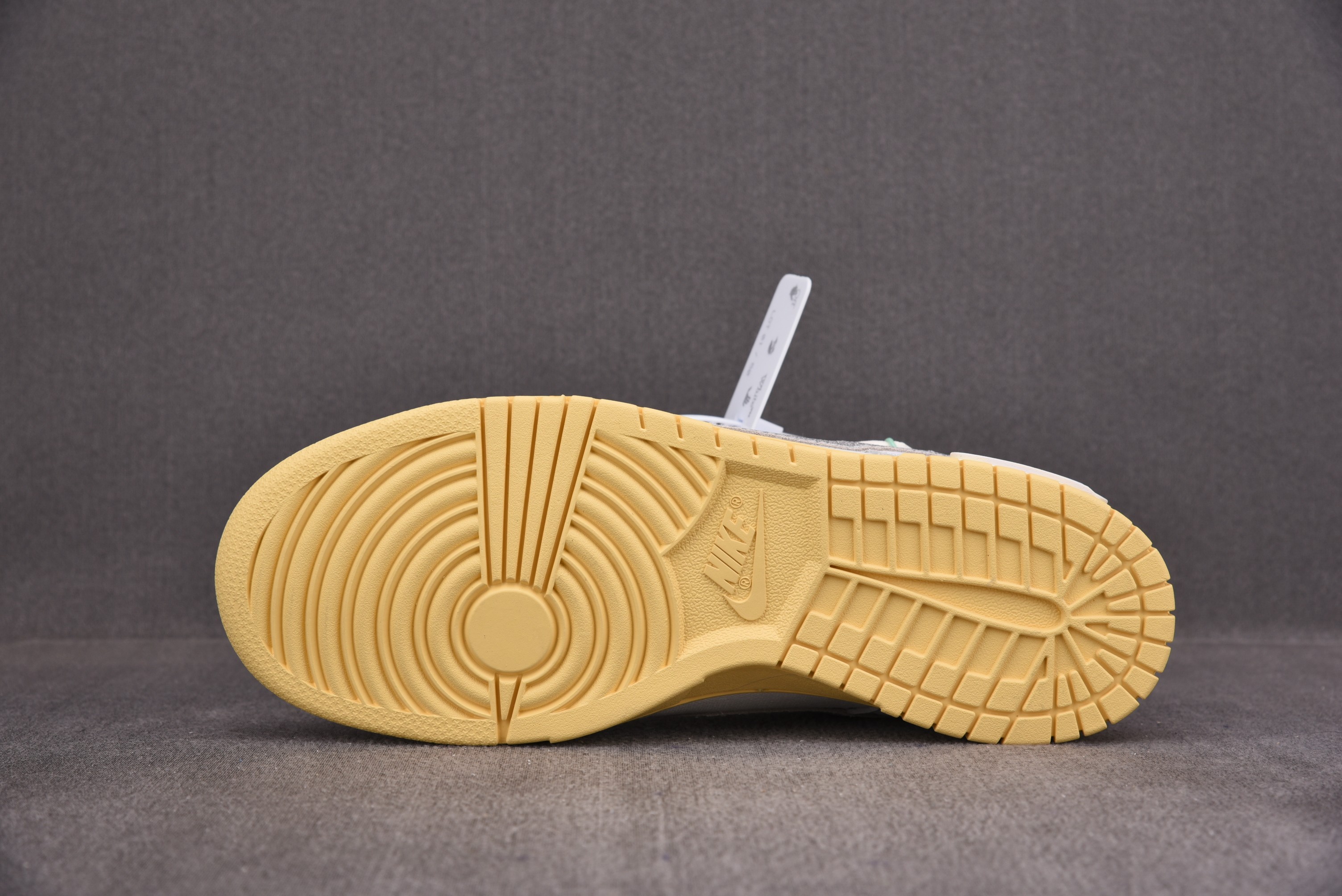 Nike Dunk Low Off-White Lot 1