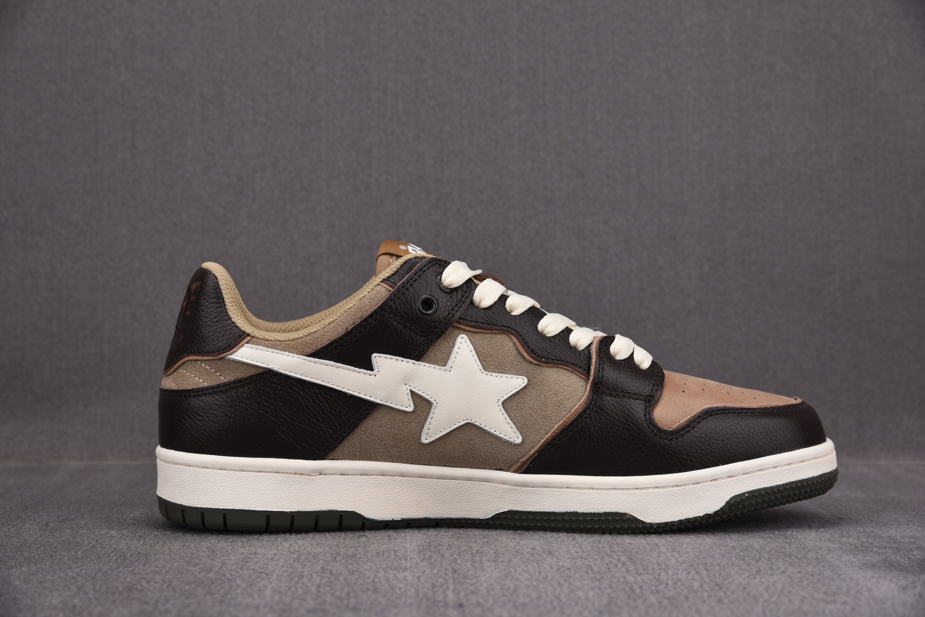 A Bathing Ape SK8 STA Sneakers Khaki Coffee