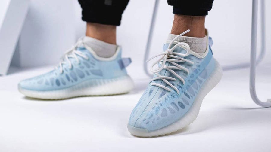 adidas Yeezy Boost 350 V2 Mono Ice