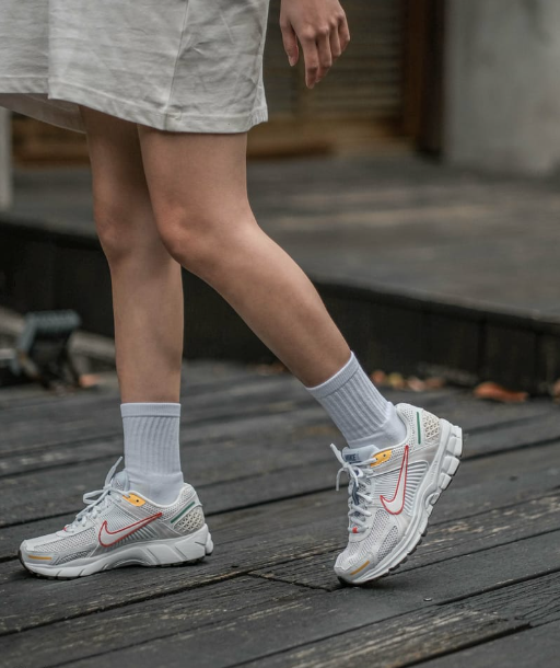 Nike Air Zoom Vomero 5