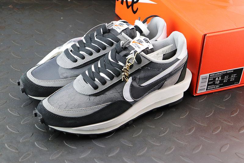 Nike LD Waffle Sacai Dark Grey