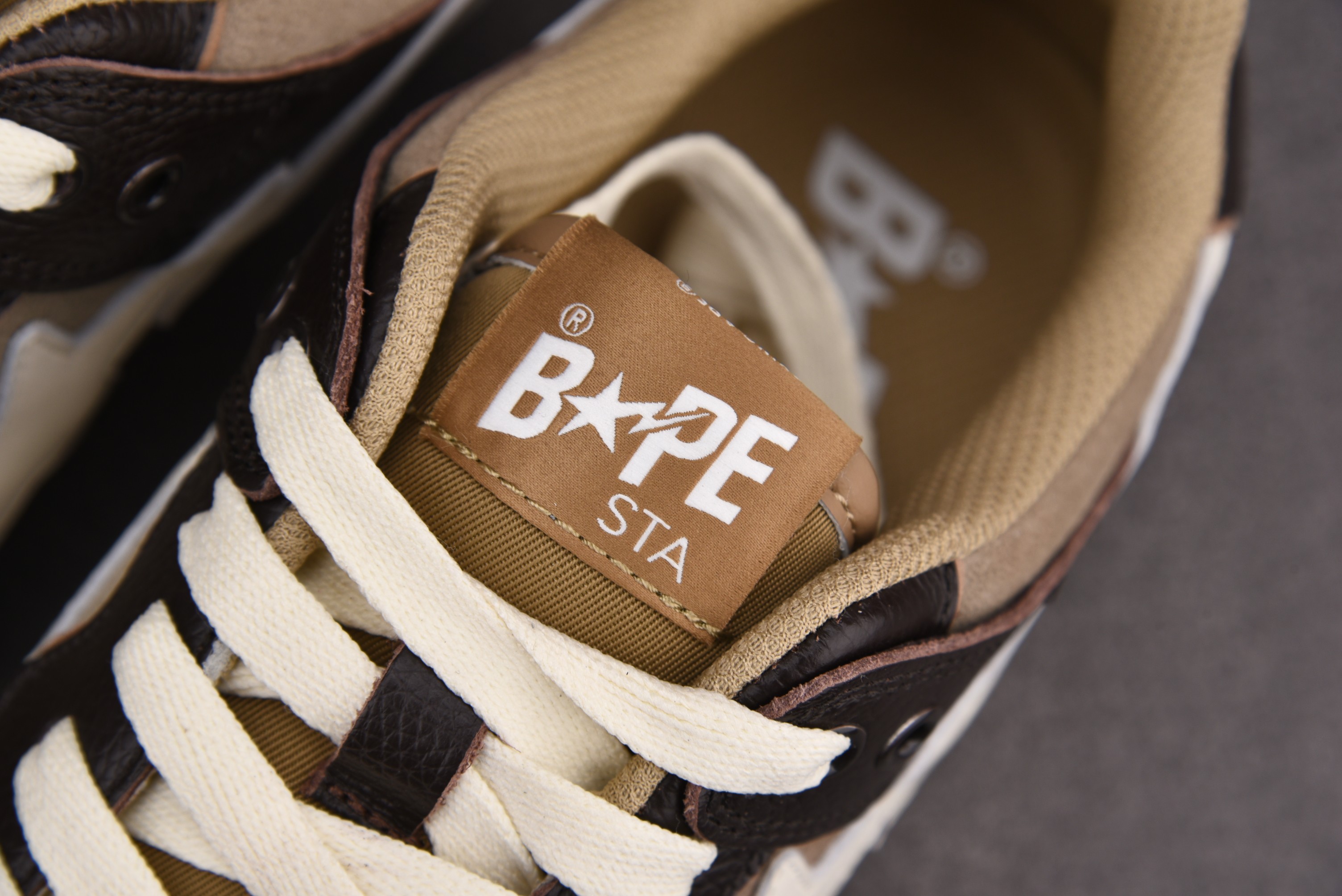 A Bathing Ape SK8 STA Sneakers Khaki Coffee