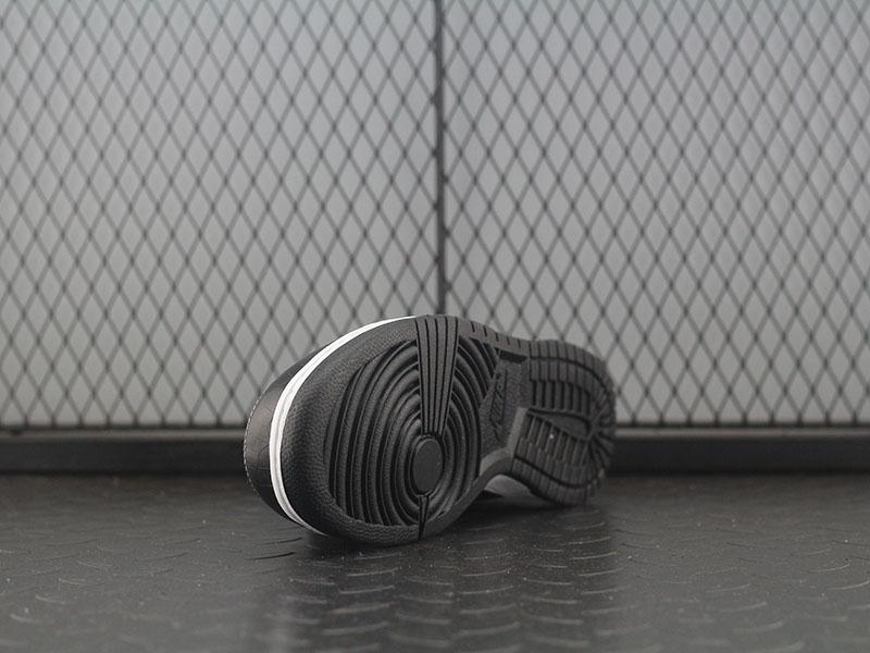 Diamond Supply Co. X Nike SB Dunk Low Pro Black