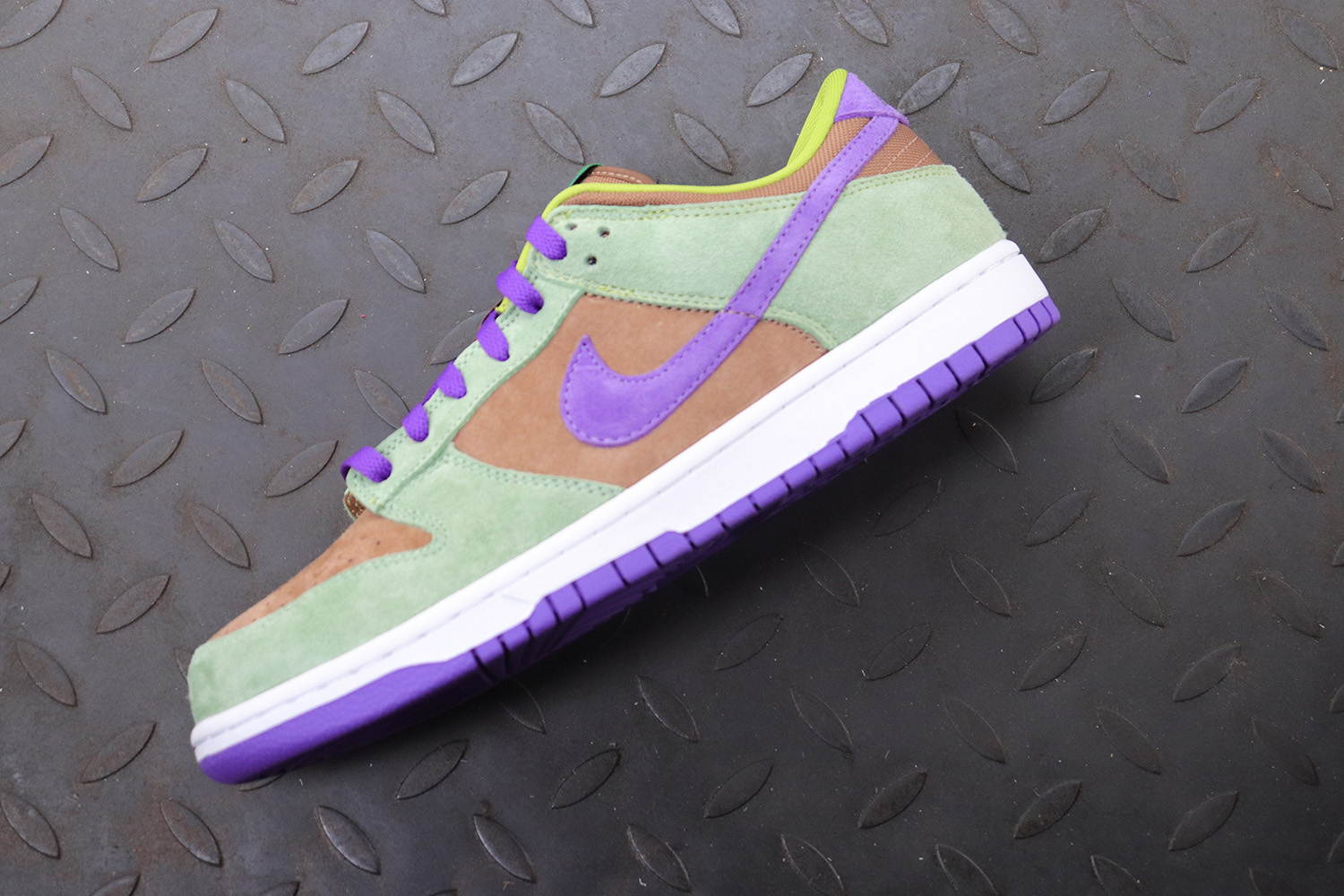 Nike Dunk Low Veneer