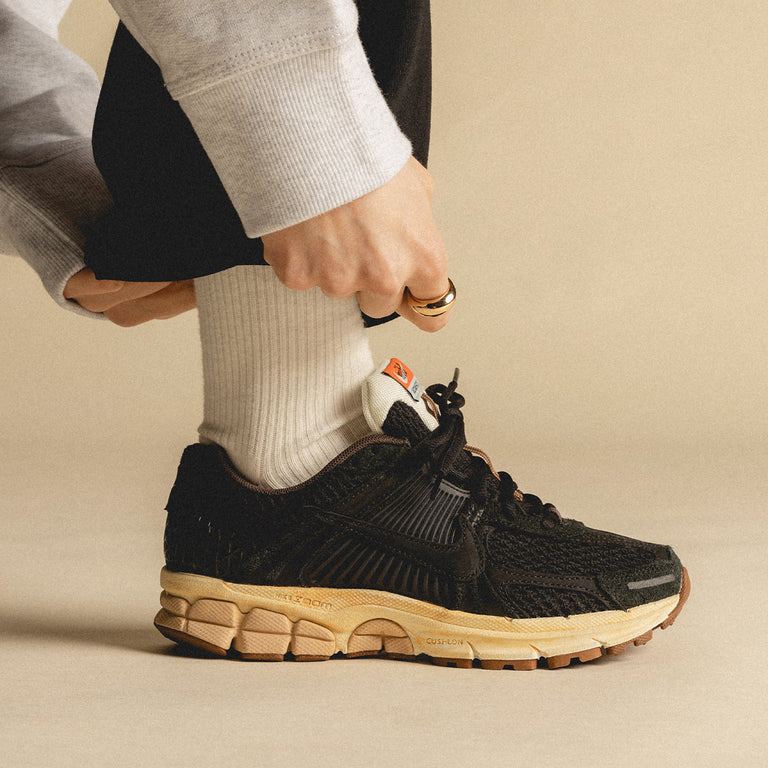 Nike Zoom Vomero 5 Black Sesame