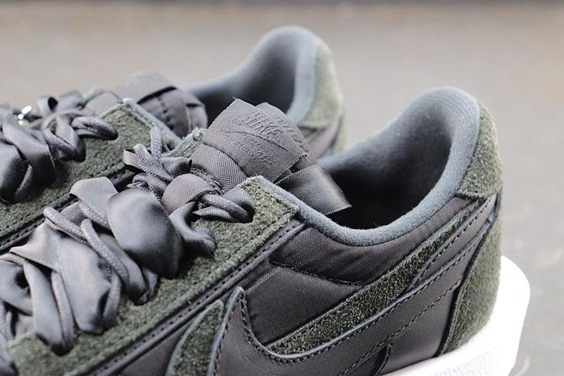 Sacai x Nike LVD Waffle Daybreak 2.0