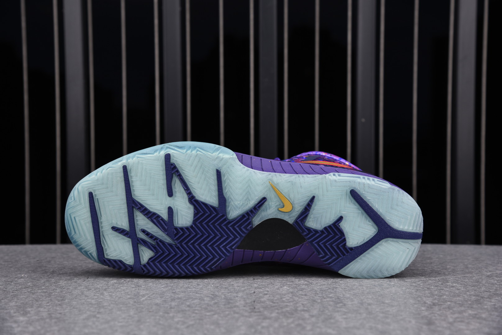 Nike Kobe 4 Prelude (Finals MVP)