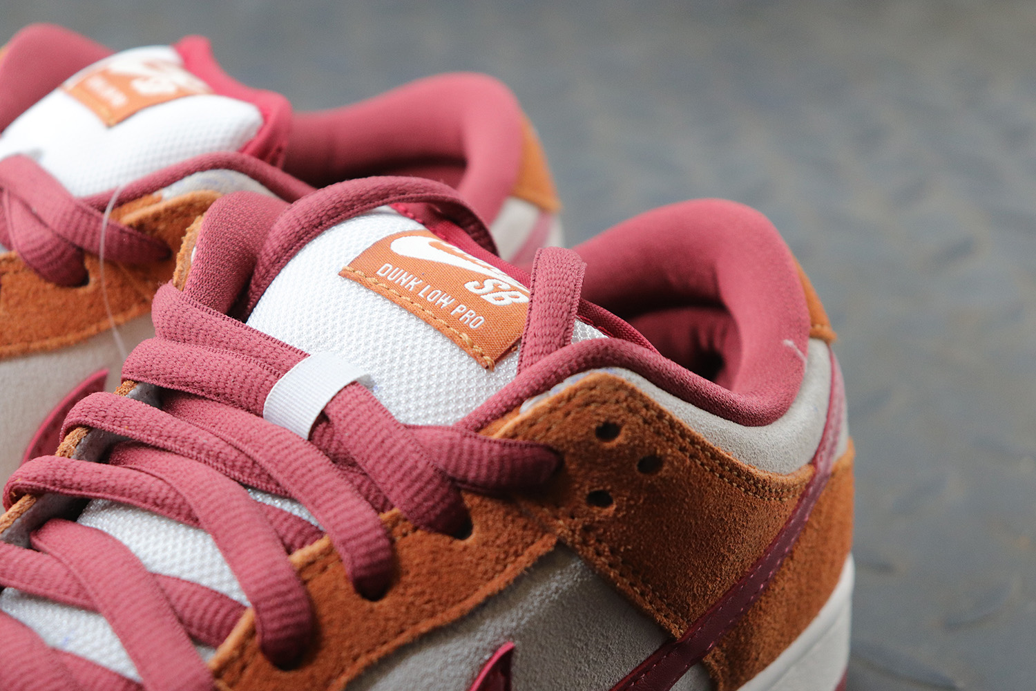 Nike SB Dunk Low Pro Dark Russet Cedar