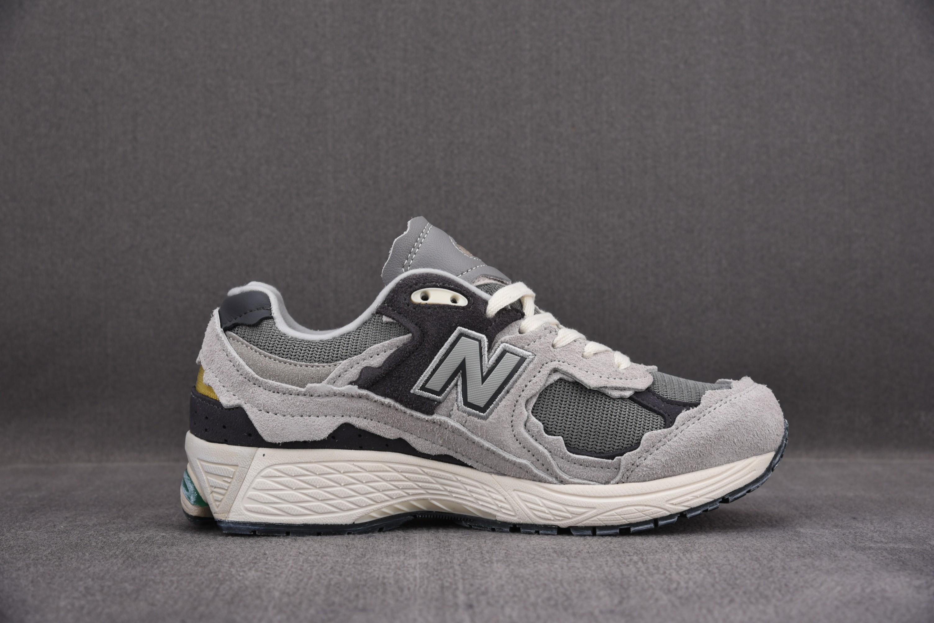 New Balance 2002R Protection Pack Rain Cloud