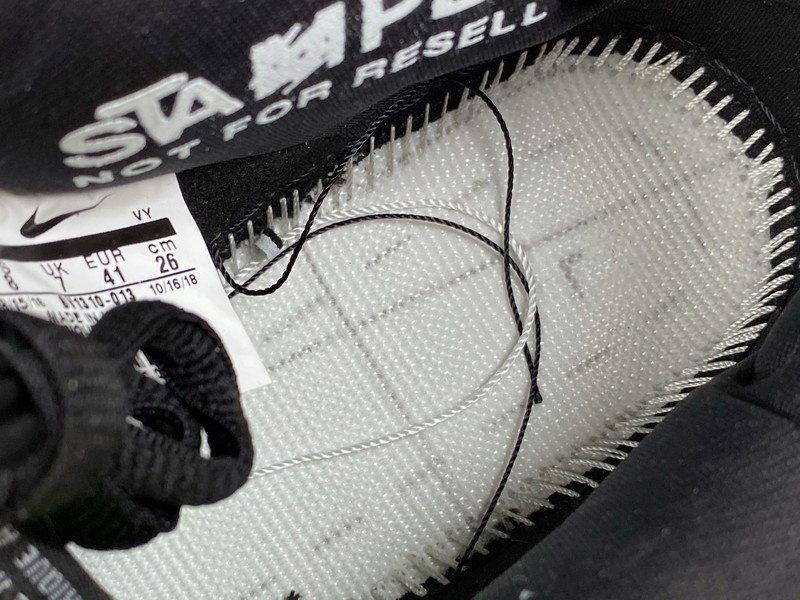 Jeff Staple x Nike SB Dunk Low Pigeon 3.0 (Special Box)