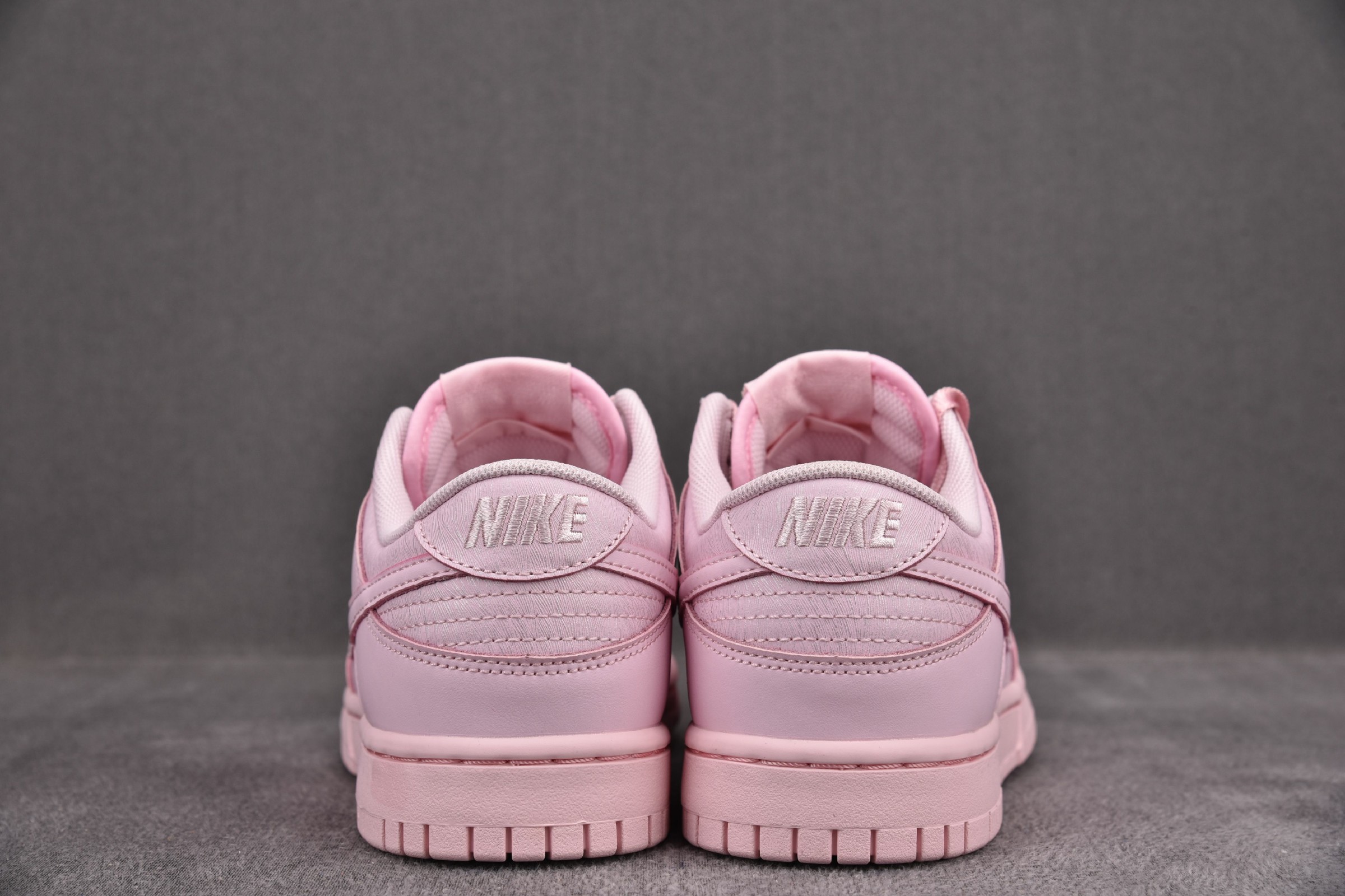 Nike Dunk Low Pink