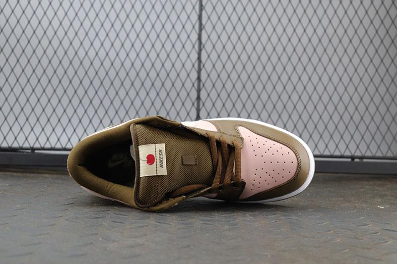 Nike Dunk SB Low Stussy Cherry