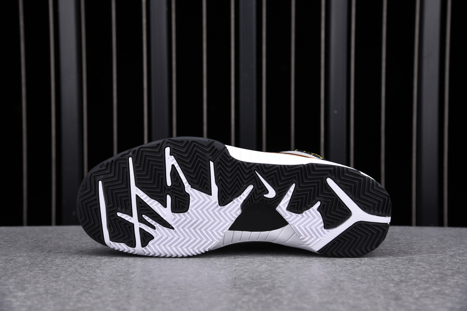 Nike Kobe 4 Protro White Black Del Sol