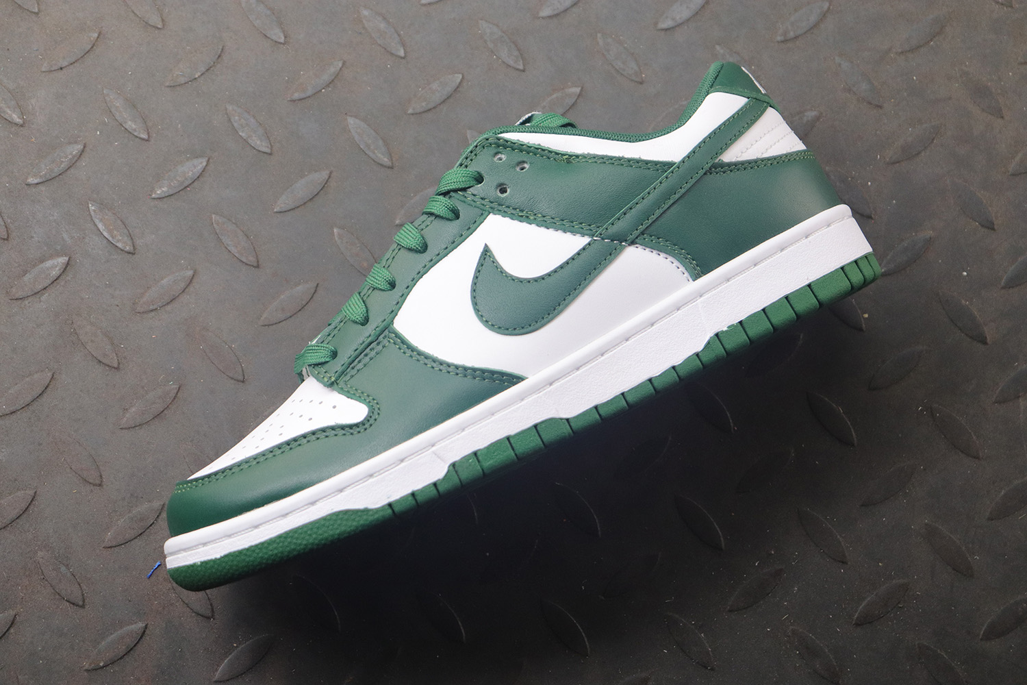 【Clearance】Nike Dunk Low Varsity Green / Michigan State（US9）