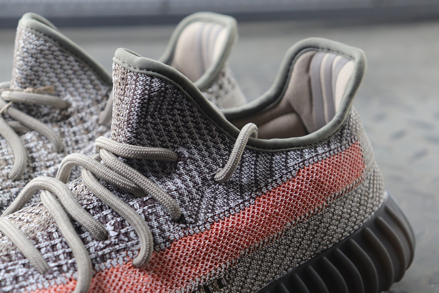 Adidas Yeezy Boost 350 V2 Ash Stone