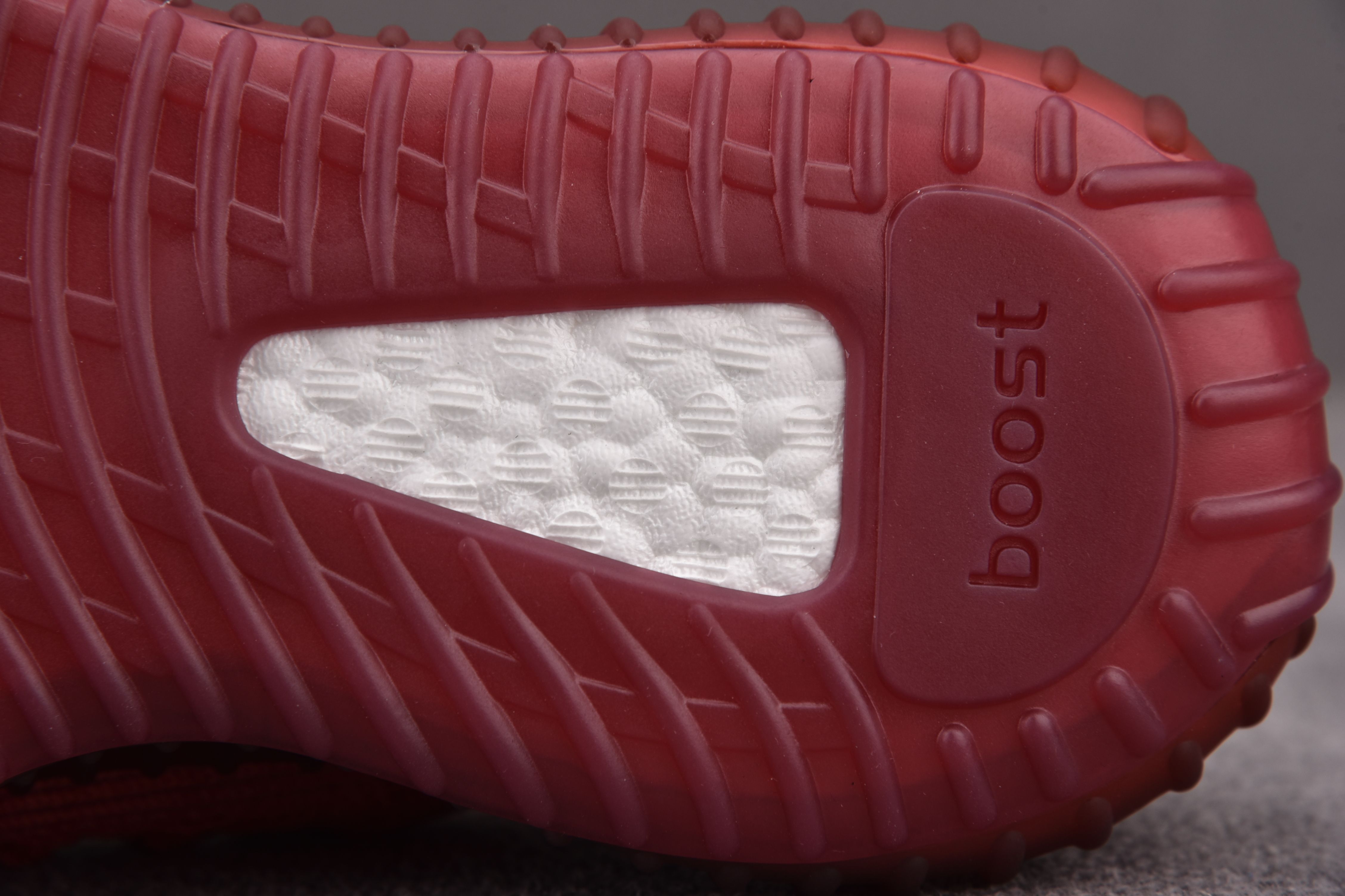 adidas Yeezy 350 V2 CMPCT Slate Red