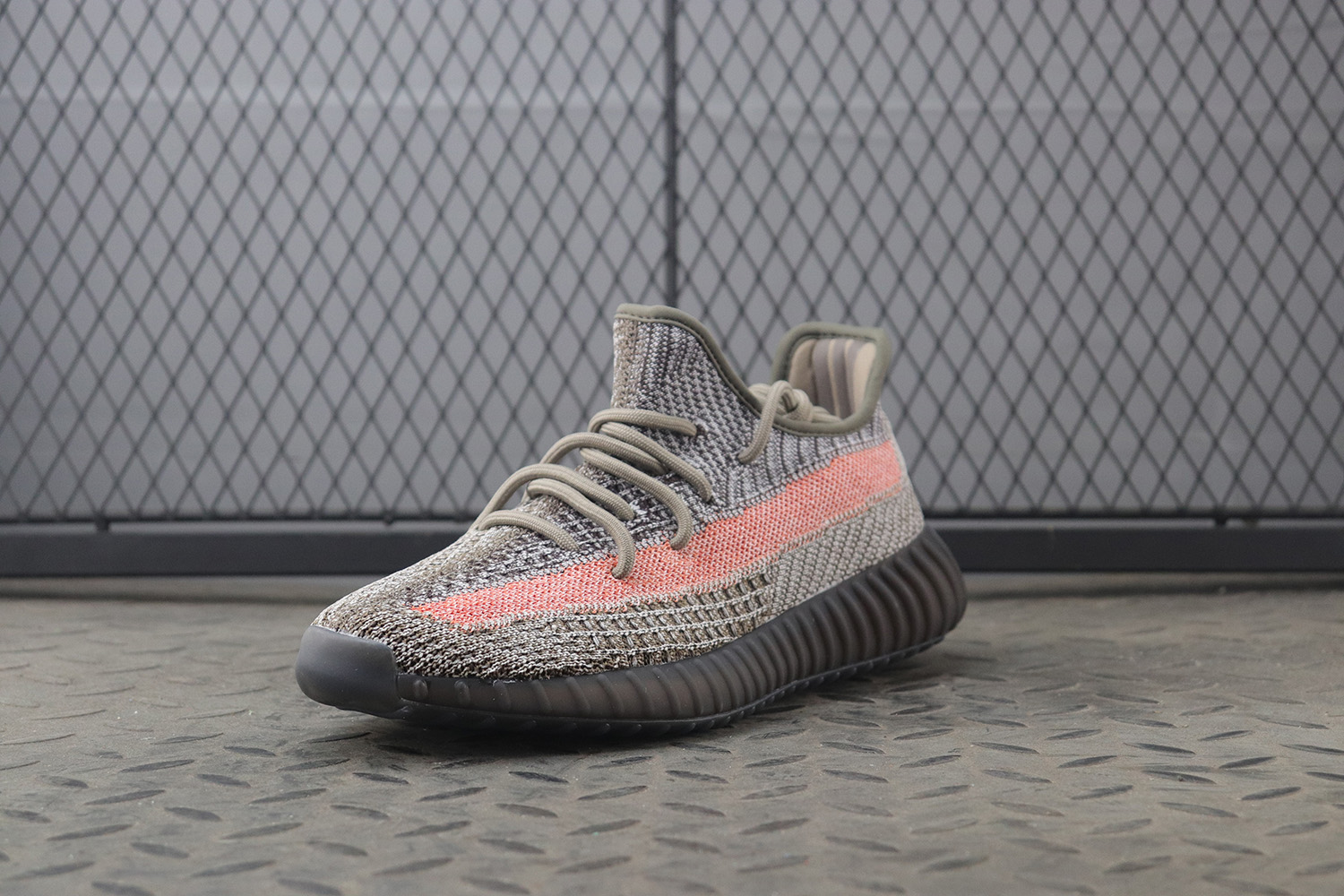 Adidas Yeezy Boost 350 V2 Ash Stone
