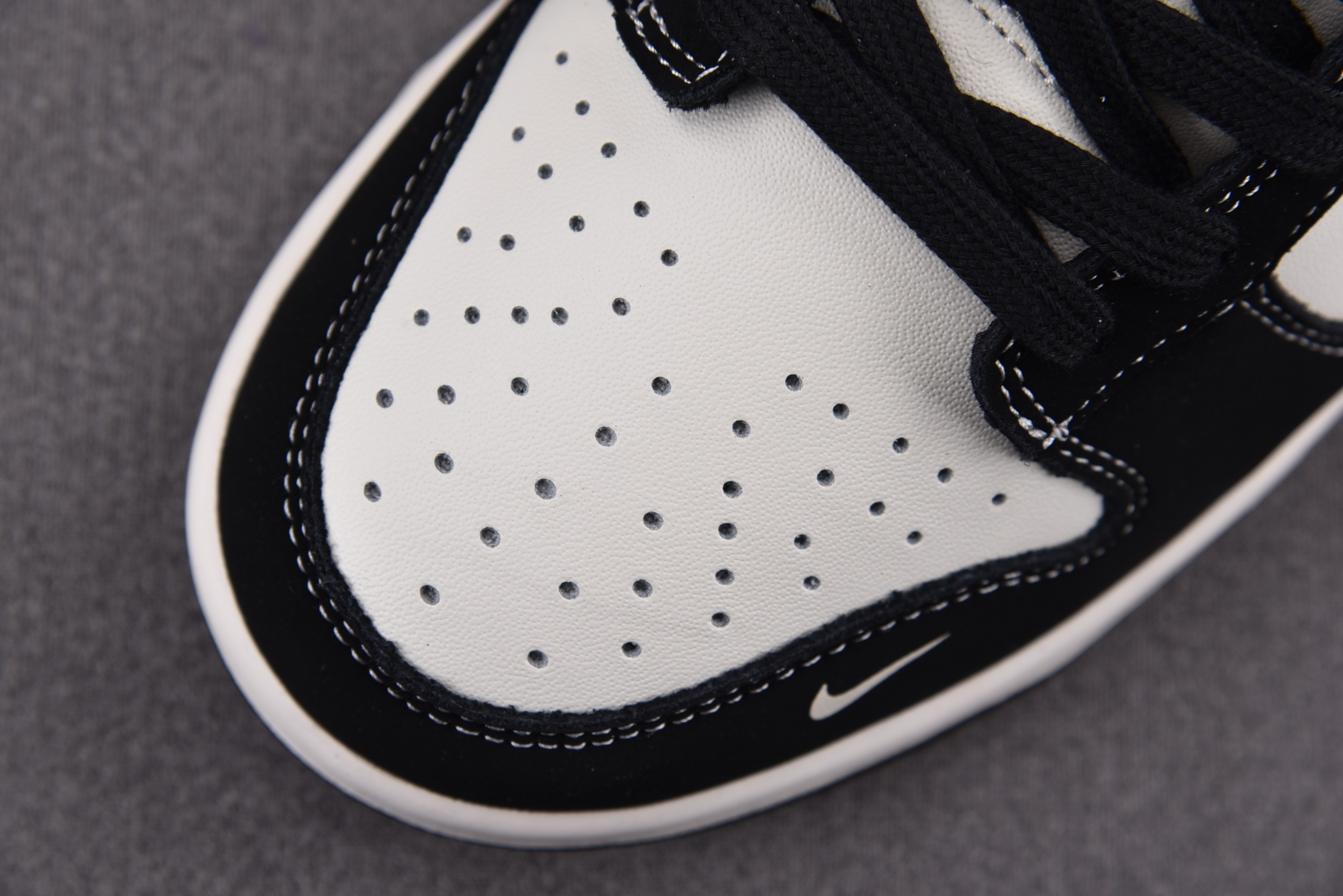 Nike Dunk Low Custom Sneakers black and white