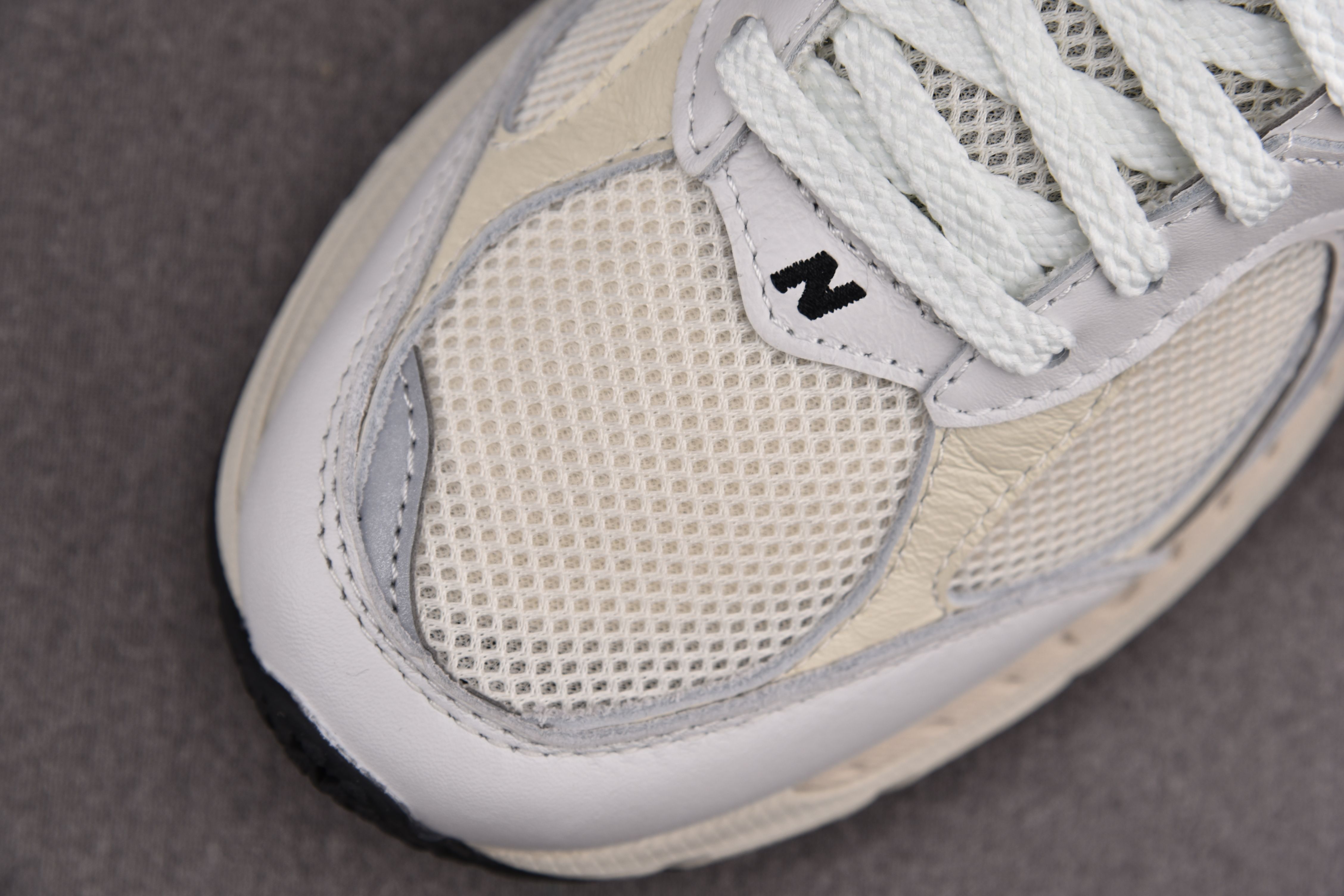 New Balance 2002R Atlas Lemon Haze