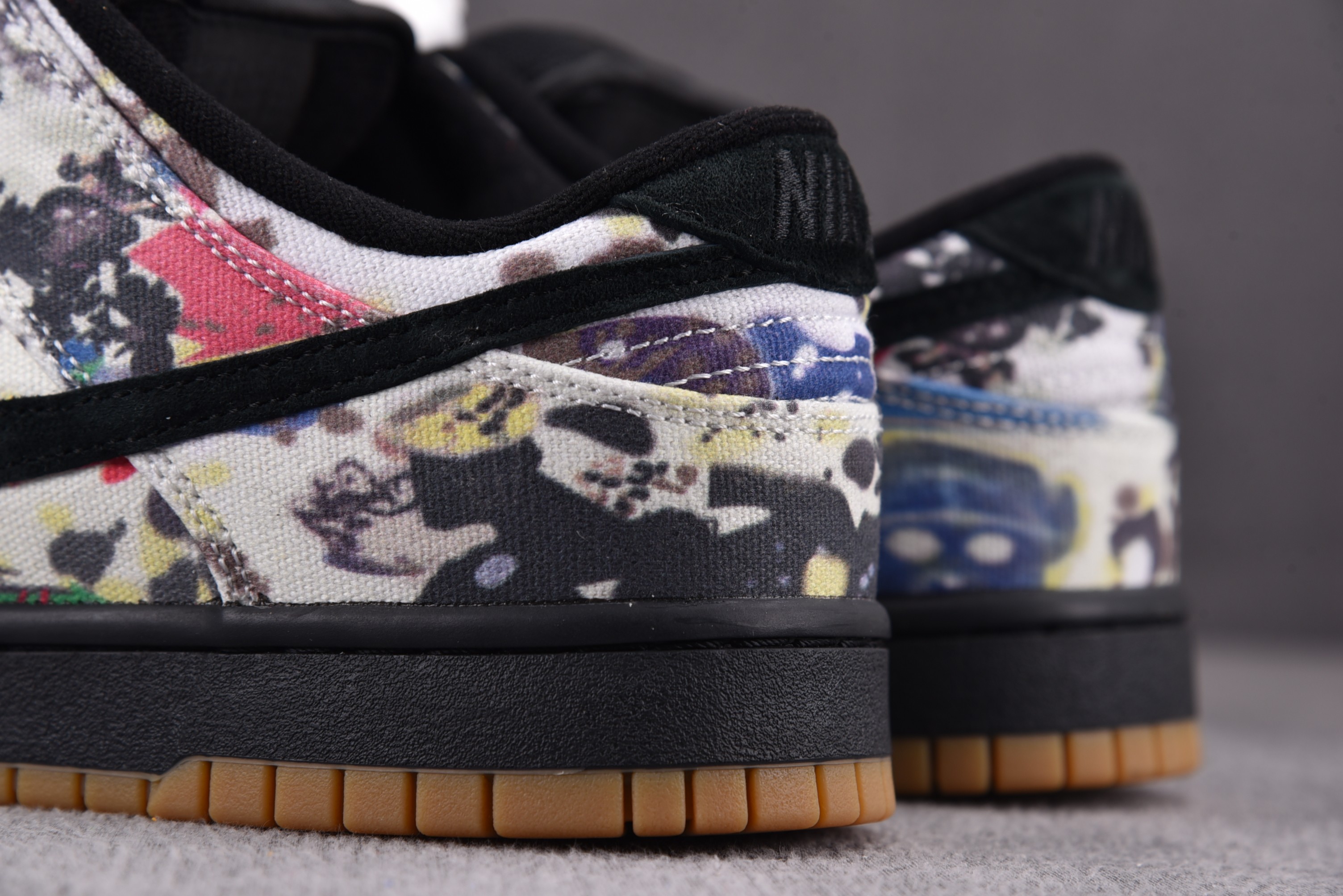Nike SB Dunk Low Supreme Rammellzee