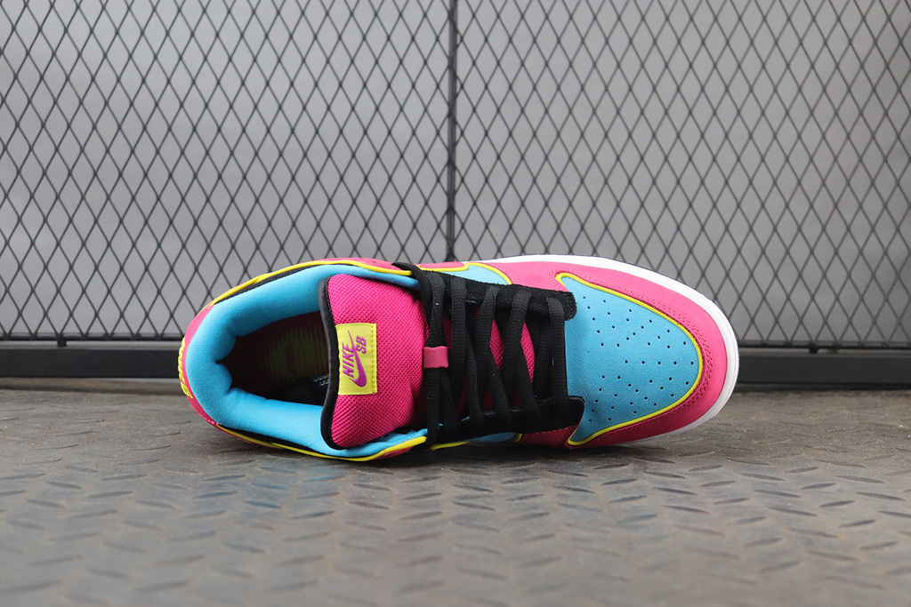 Nike Dunk SB Low Ms. Pacman