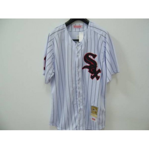 Mitchell and Ness Chicago White Sox #11 Luis Aparicio Stitched White Throwback Jersey Men's